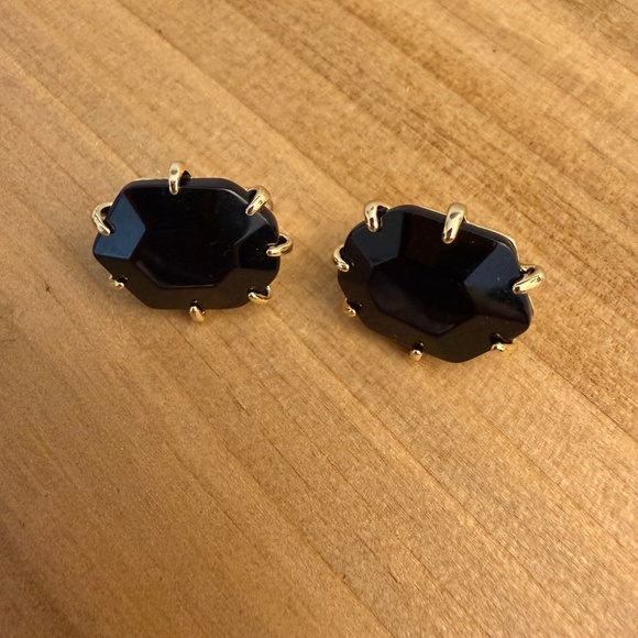 Kendra Scott Morgan Clip-On Studs - Picture 3 of 3